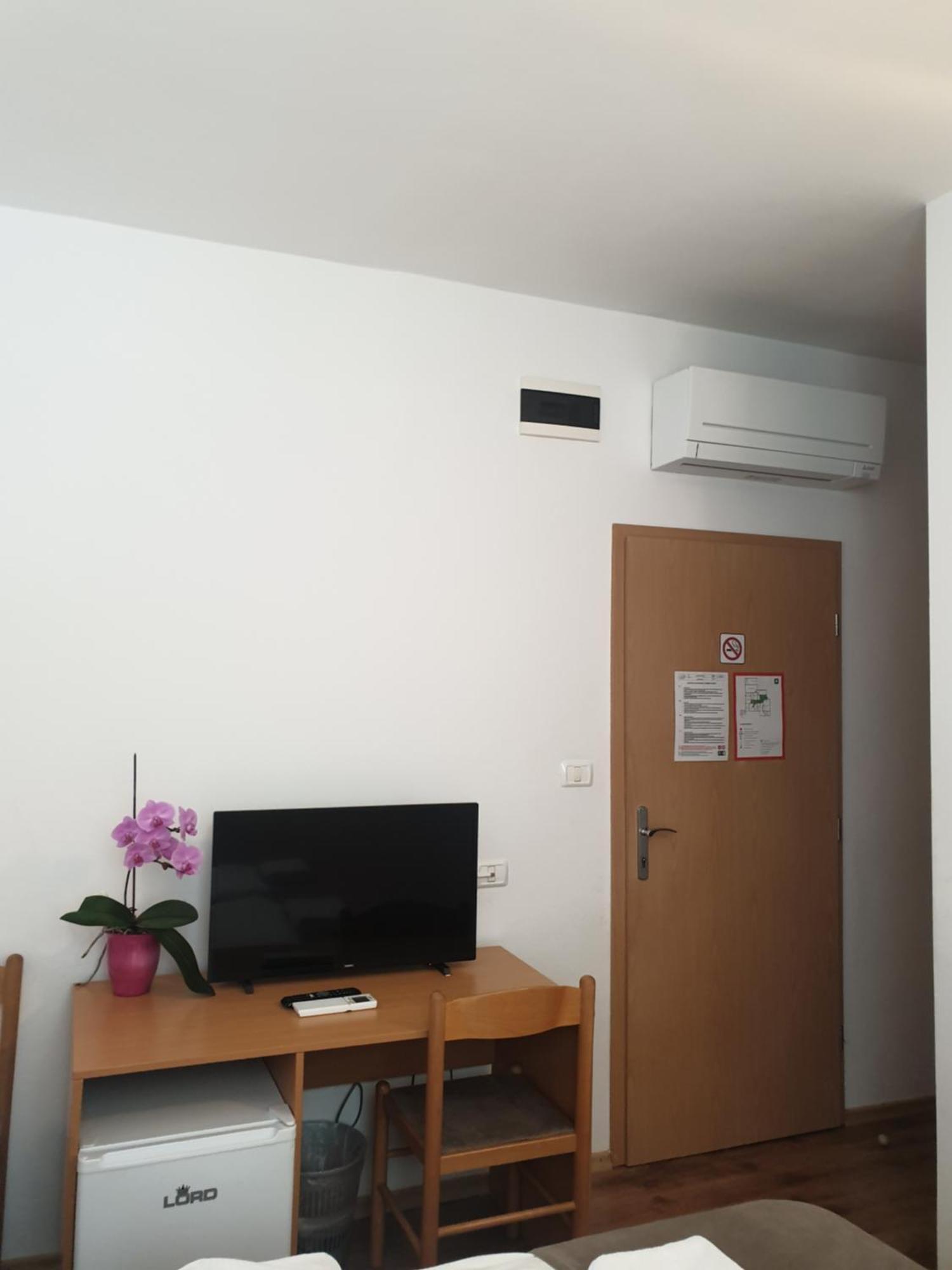 Garni Hotel Keltika Изола Екстериор снимка