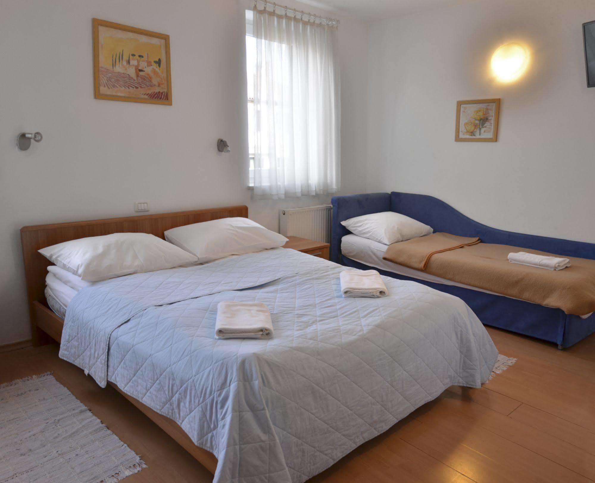 Garni Hotel Keltika Изола Екстериор снимка